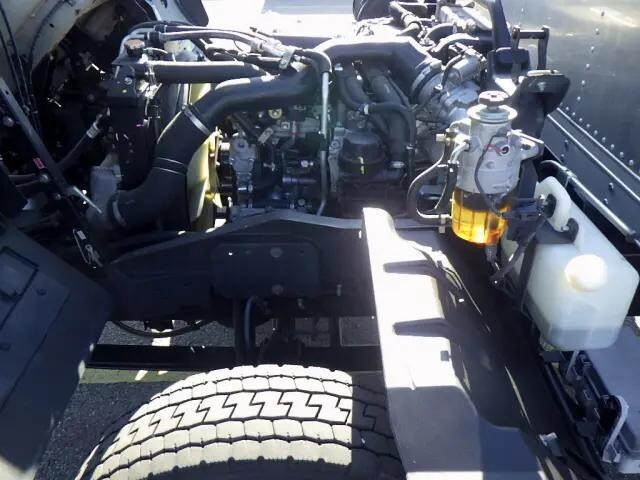 いすゞフォワードアルミバン中型（4t）[写真27]