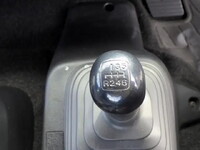 日野レンジャー平ボディ中型（4t）[写真13]