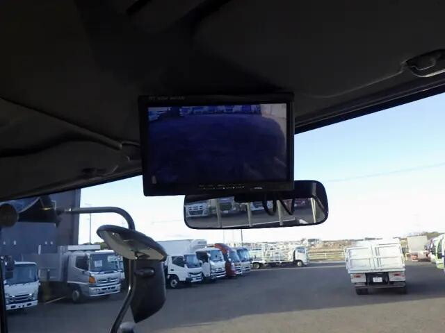 日野レンジャー平ボディ中型（4t）[写真13]