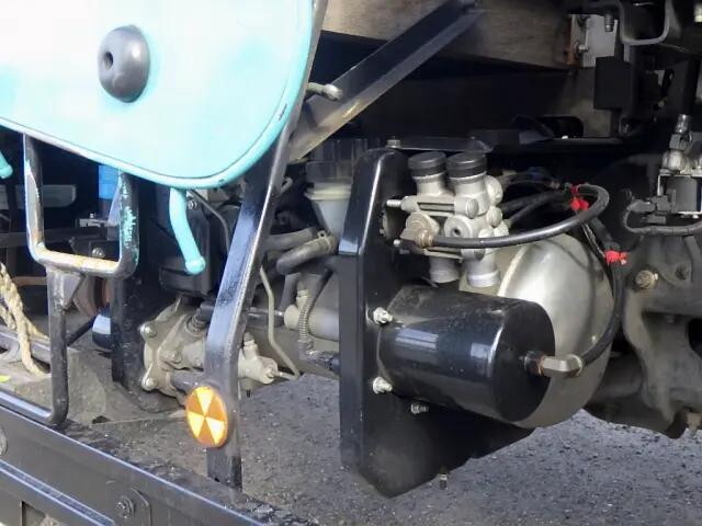 日野レンジャー平ボディ中型（4t）[写真26]