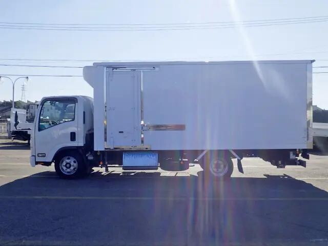 いすゞエルフ冷凍車（冷蔵車）小型（2t・3t）[写真02]