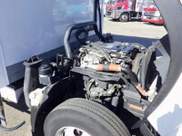 いすゞエルフ冷凍車（冷蔵車）小型（2t・3t）[写真26]