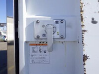 いすゞエルフ冷凍車（冷蔵車）小型（2t・3t）[写真31]