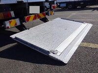 いすゞエルフ冷凍車（冷蔵車）小型（2t・3t）[写真33]