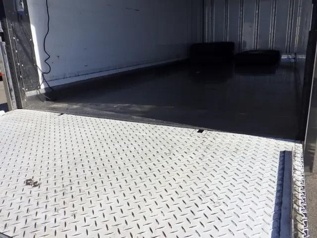 いすゞエルフ冷凍車（冷蔵車）小型（2t・3t）[写真34]