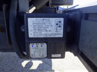 いすゞエルフ冷凍車（冷蔵車）小型（2t・3t）[写真37]