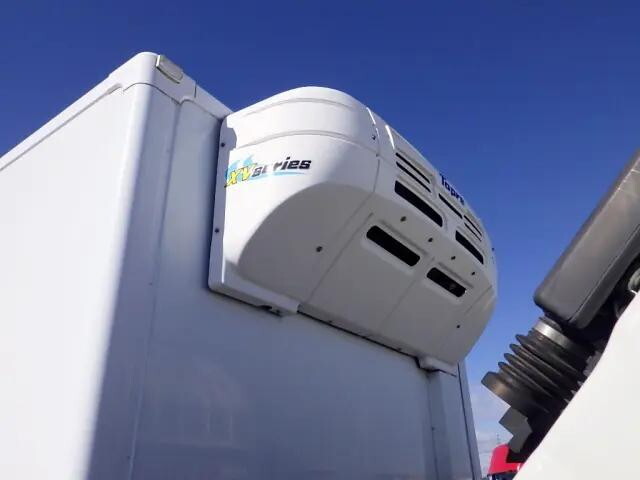 いすゞエルフ冷凍車（冷蔵車）小型（2t・3t）[写真39]