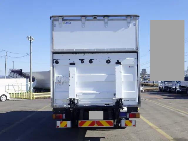 いすゞエルフ冷凍車（冷蔵車）小型（2t・3t）[写真04]