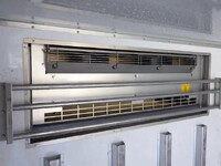 いすゞエルフ冷凍車（冷蔵車）小型（2t・3t）[写真10]