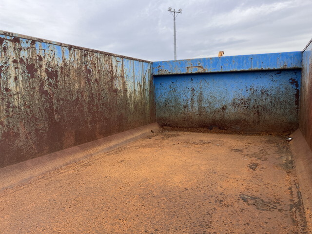 日野デュトロコンテナ専用車小型（2t・3t）[写真15]