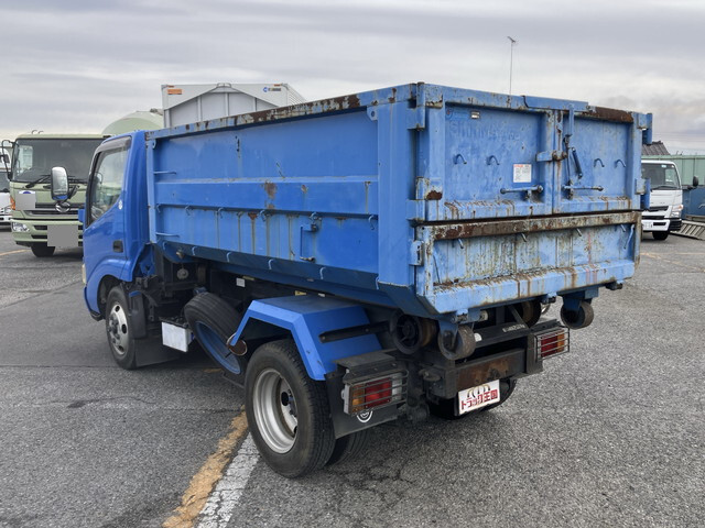 中古コンテナ専用車 日野 栃木・青森・岩手 デュトロ（PB-XZU301M