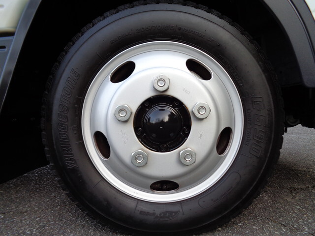 三菱ふそうキャンターダンプ小型（2t・3t）[写真25]