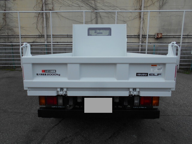 いすゞエルフダンプ小型（2t・3t）[写真10]