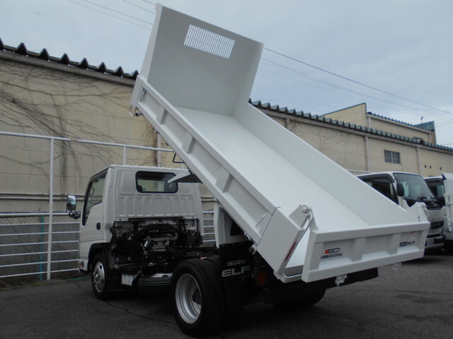 いすゞエルフダンプ小型（2t・3t）[写真02]