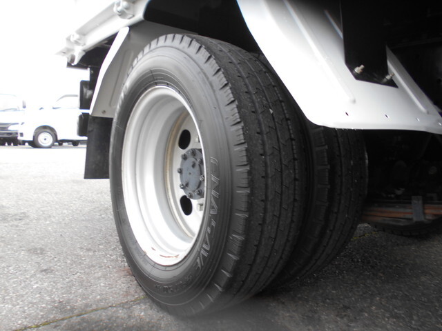 いすゞエルフダンプ小型（2t・3t）[写真25]