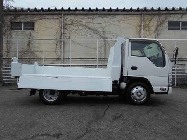 いすゞエルフダンプ小型（2t・3t）[写真09]