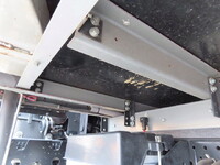 いすゞエルフ冷凍車（冷蔵車）小型（2t・3t）[写真13]