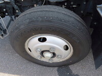 いすゞエルフ冷凍車（冷蔵車）小型（2t・3t）[写真15]