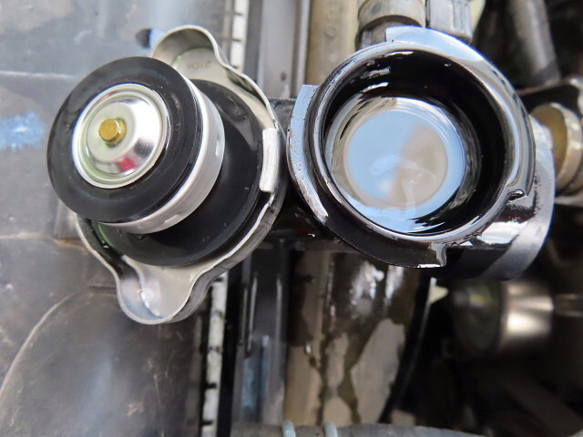 いすゞエルフ冷凍車（冷蔵車）小型（2t・3t）[写真19]