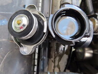 いすゞエルフ冷凍車（冷蔵車）小型（2t・3t）[写真20]