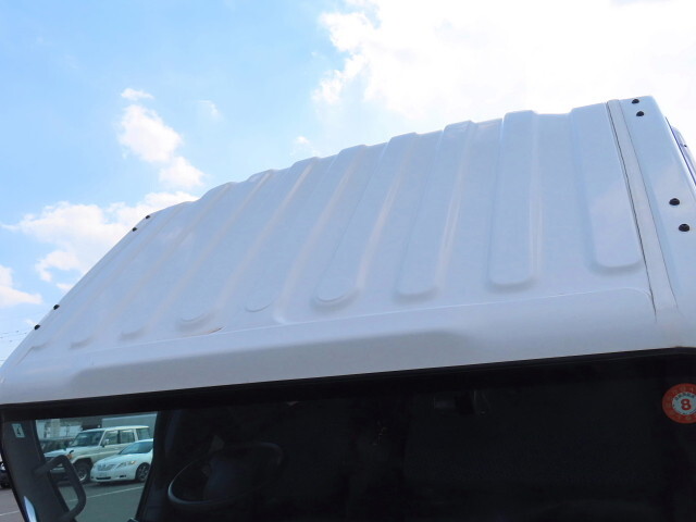 いすゞエルフ冷凍車（冷蔵車）小型（2t・3t）[写真25]