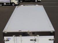 いすゞエルフ冷凍車（冷蔵車）小型（2t・3t）[写真08]