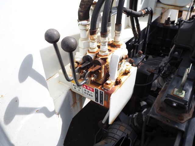 三菱ふそうキャンターセルフローダー小型（2t・3t）[写真21]