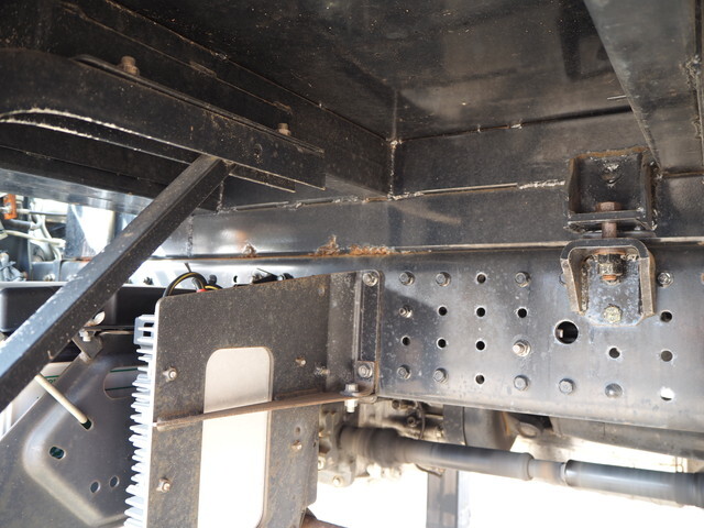 三菱ふそうキャンターセルフローダー小型（2t・3t）[写真30]