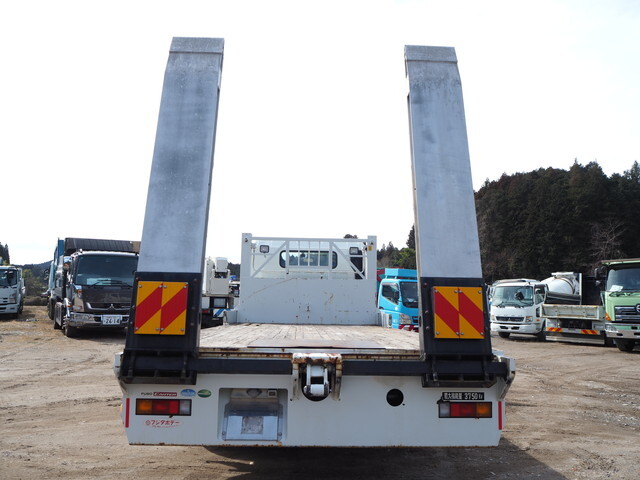 三菱ふそうキャンターセルフローダー小型（2t・3t）[写真08]