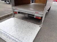 三菱ふそうキャンターアルミバン小型（2t・3t）[写真18]