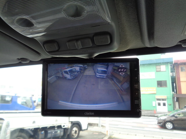 三菱ふそうキャンターアルミバン小型（2t・3t）[写真28]