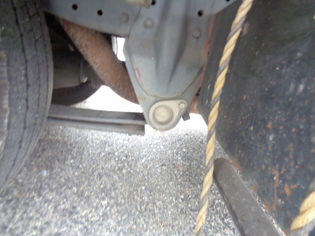 三菱ふそうキャンターアルミバン小型（2t・3t）[写真09]