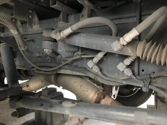 UDトラックスクオンアルミウイング大型（10t）[写真27]