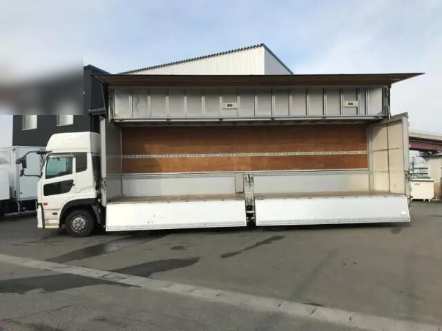 UDトラックスクオンアルミウイング大型（10t）[写真05]