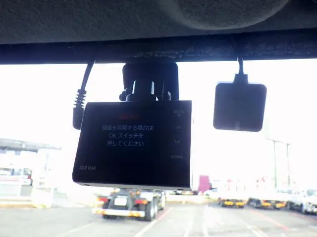 三菱ふそうキャンターセーフティローダー小型（2t・3t）[写真16]