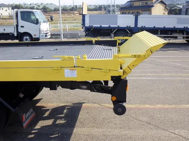 三菱ふそうキャンターセーフティローダー小型（2t・3t）[写真24]