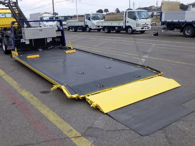 三菱ふそうキャンターセーフティローダー小型（2t・3t）[写真25]