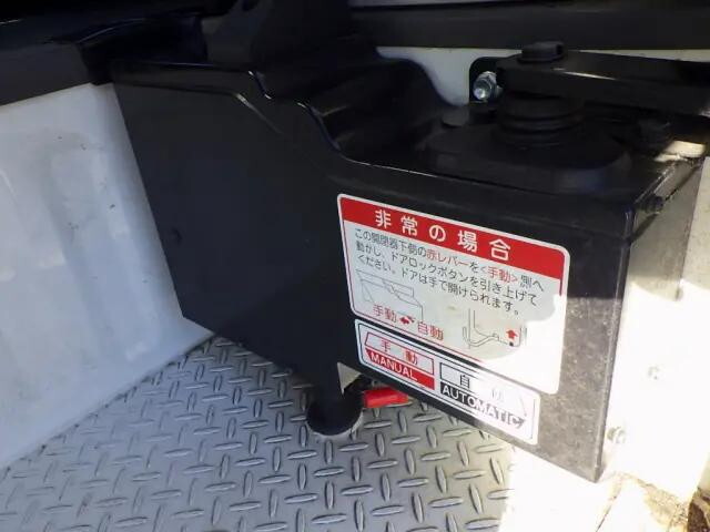 トヨタコースターマイクロバス[写真34]