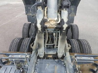 UDトラックスクオンダンプ大型（10t）[写真14]