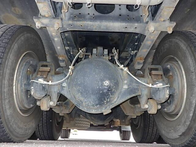 UDトラックスクオンダンプ大型（10t）[写真21]