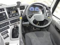 UDトラックスクオンダンプ大型（10t）[写真26]