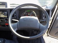 いすゞエルフアルミブロック小型（2t・3t）[写真15]