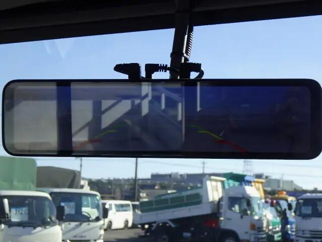 いすゞエルフアルミブロック小型（2t・3t）[写真19]