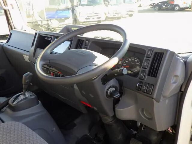 いすゞエルフアルミブロック小型（2t・3t）[写真36]