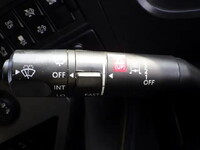 UDトラックスクオンアルミウイング大型（10t）[写真38]