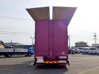 UDトラックスクオンアルミウイング大型（10t）[写真08]