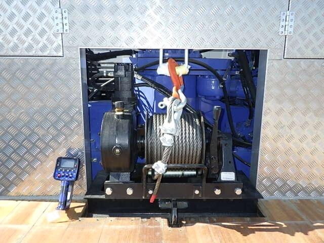 日野プロフィアセルフクレーン4段大型（10t）[写真14]