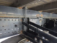 いすゞフォワード平ボディ中型（4t）[写真18]