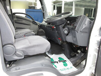 いすゞエルフアルミバン小型（2t・3t）[写真17]