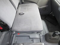 いすゞエルフアルミバン小型（2t・3t）[写真19]